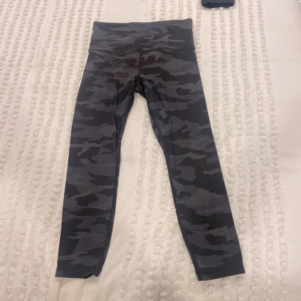Athleta Elation 7/8 leggings